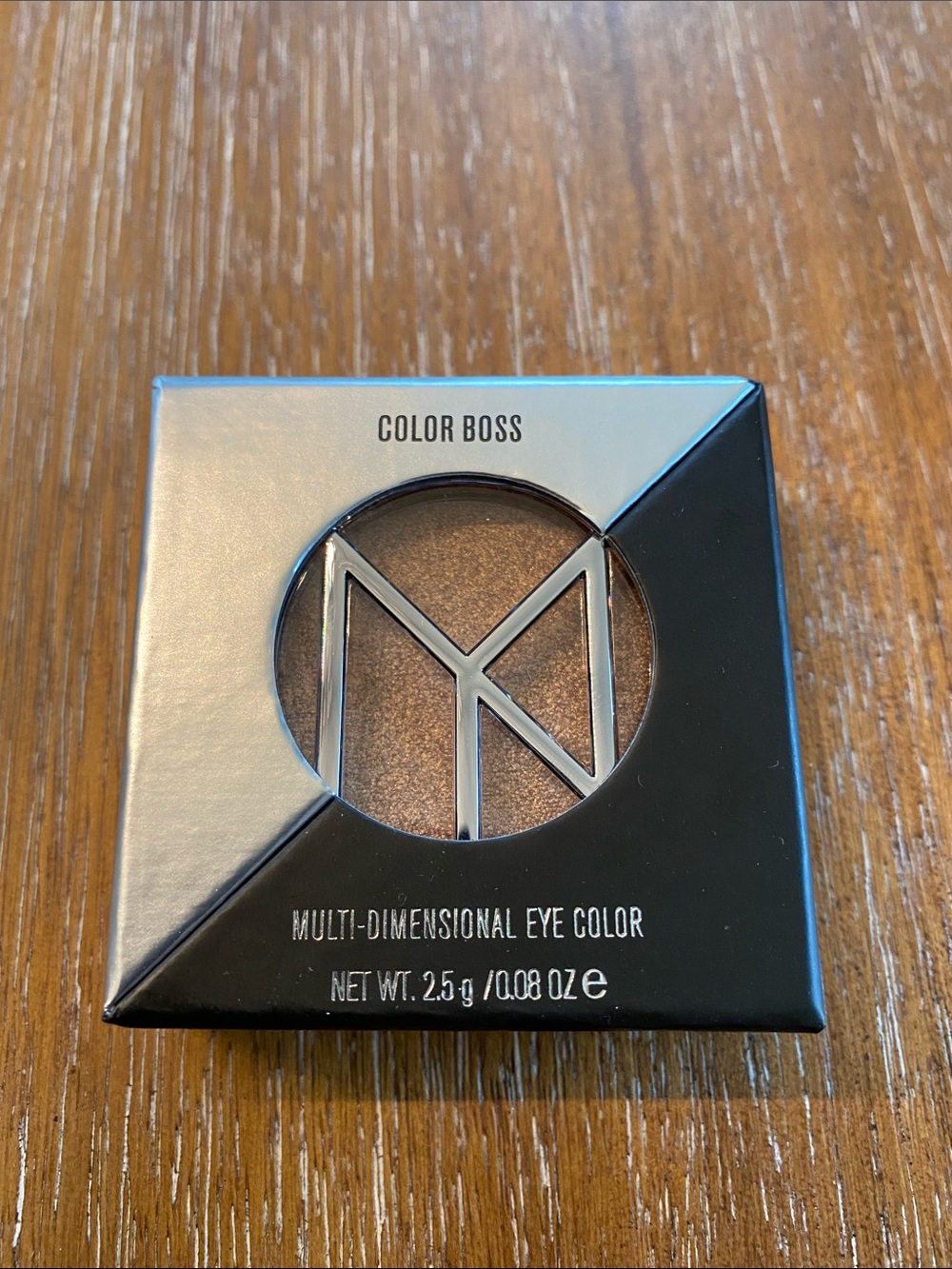 IL Makiage Color Boss Multi-Dimensional Eye Color - Shimmery Bronze